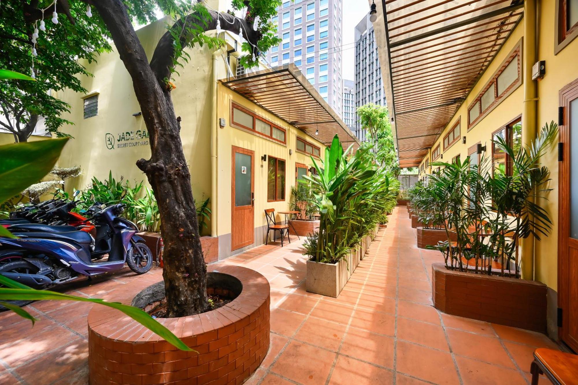 Jade Garden - Secret Courtyard In Saigon Hotel Ho Chi Minh City Exterior photo